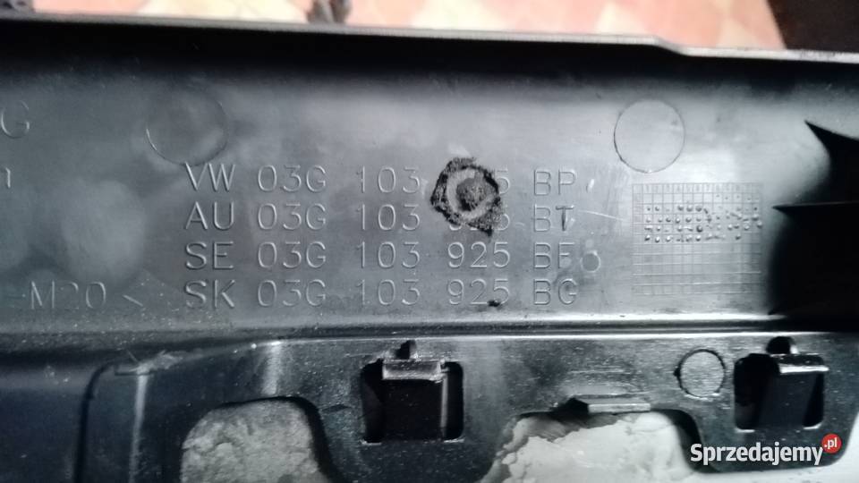 OSŁONA SILNIKA GÓRNA 20 TDI 03G103925BP GOLF Silniki i osprzęt Kiełczyna