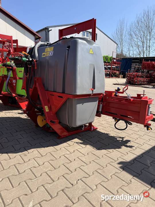 Opryskiwacz polowy zawieszany CYKLON 60015V Zawieszane Płusy