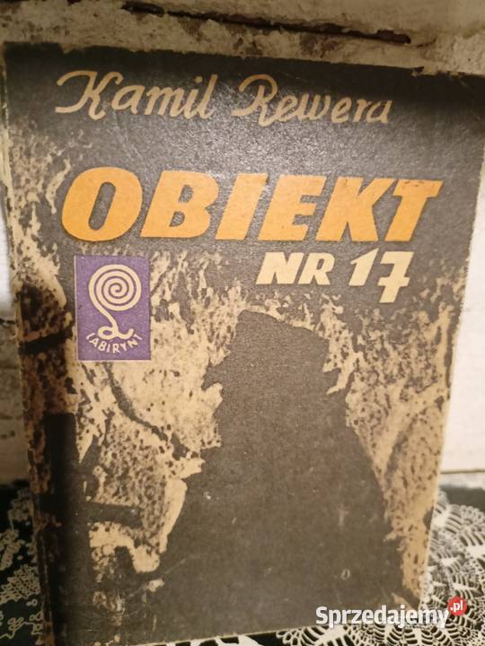 Obiekt 17 książki Warszawa księgarnia Praga Rok wydania 1986