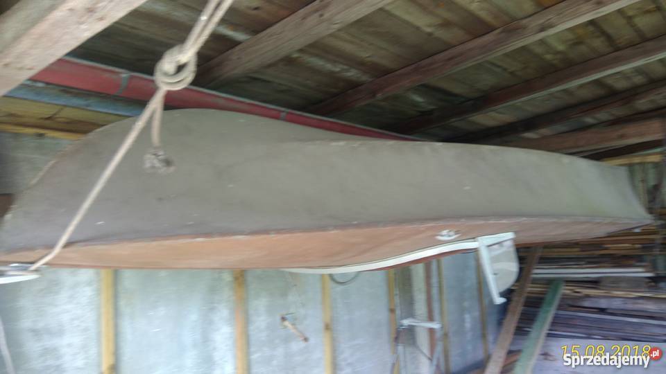 Motorówna drewniana bez silnika do renowacji Dąbrówno