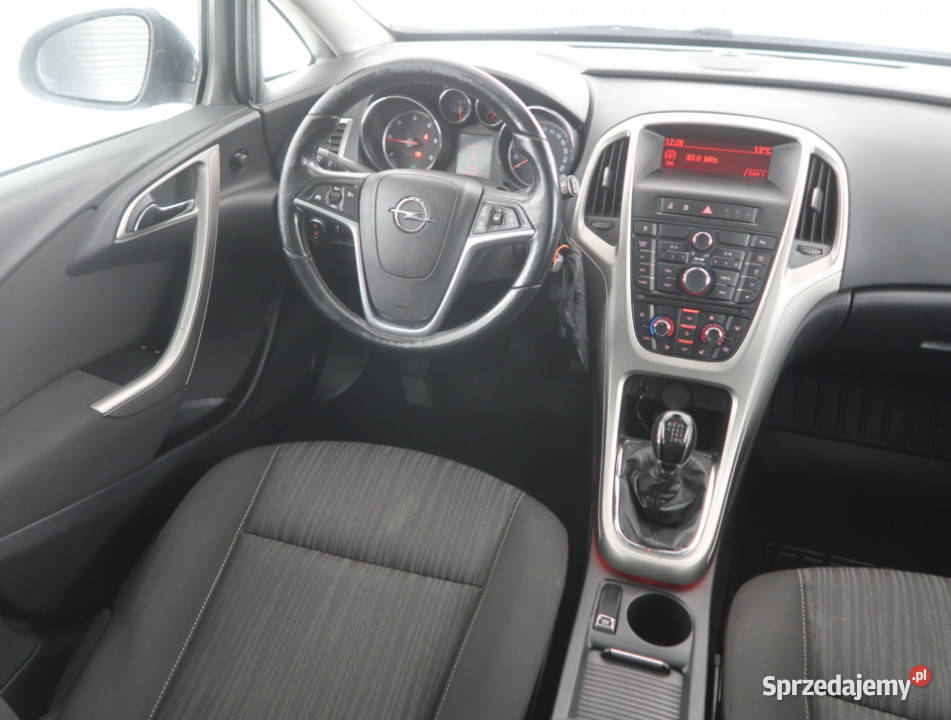 Opel Astra 17 CDTI Rok produkcji 2011 Bielany Wrocławskie