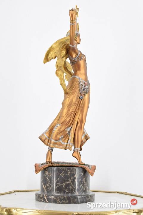 Orientalna Tancerka Kobieta z Mieczem Figura Kraków