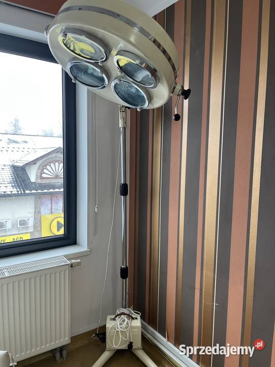 Lampa zabiegowa bezcieniowa używana sprawna Rabka-Zdrój sprzedam