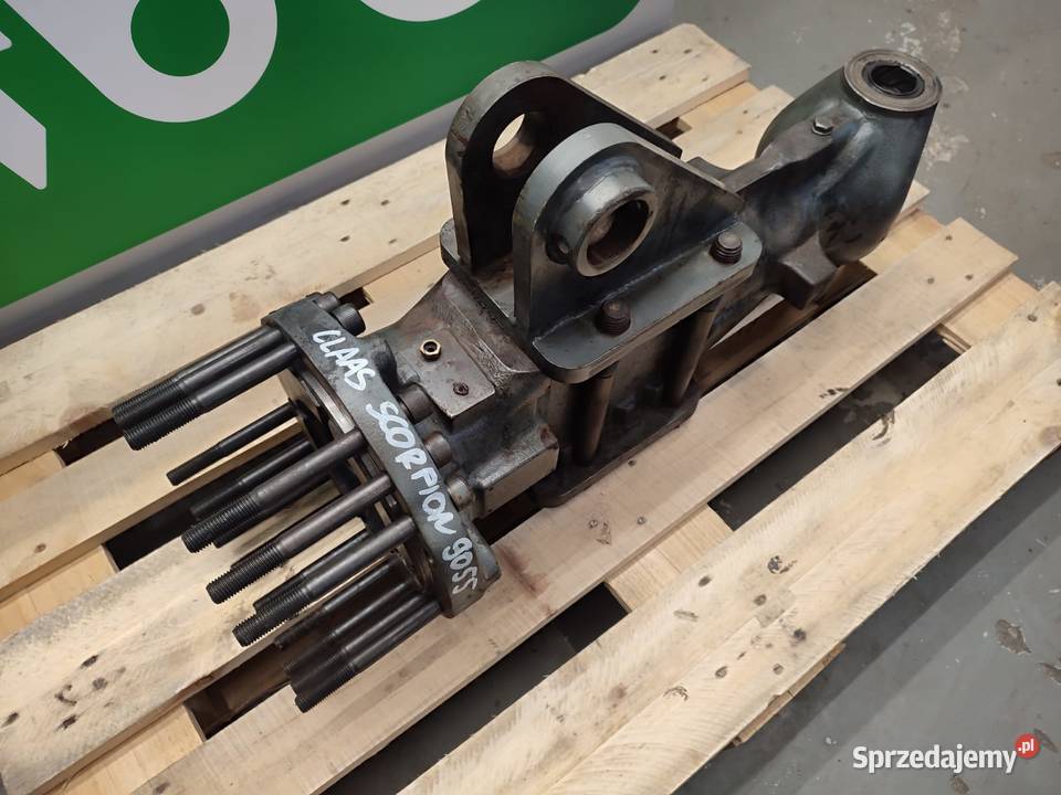 Obudowa osi napędowej CARRARO 338903 CLAAS