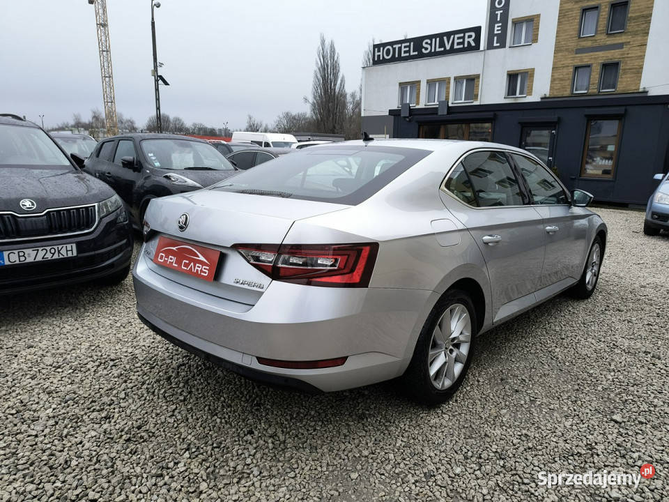 koda Superb Salon Serwis ASO Bezwypadkowa ALU 2 Superb Motoryzacja kujawsko-pomorskie Bydgoszcz