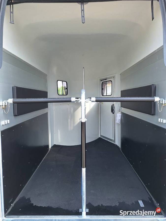 Przyczepa dwóch koni Warszawa