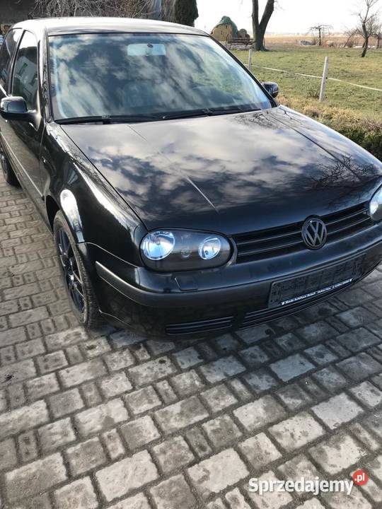 Volkswagen Golf 4 2002r Słaborowice