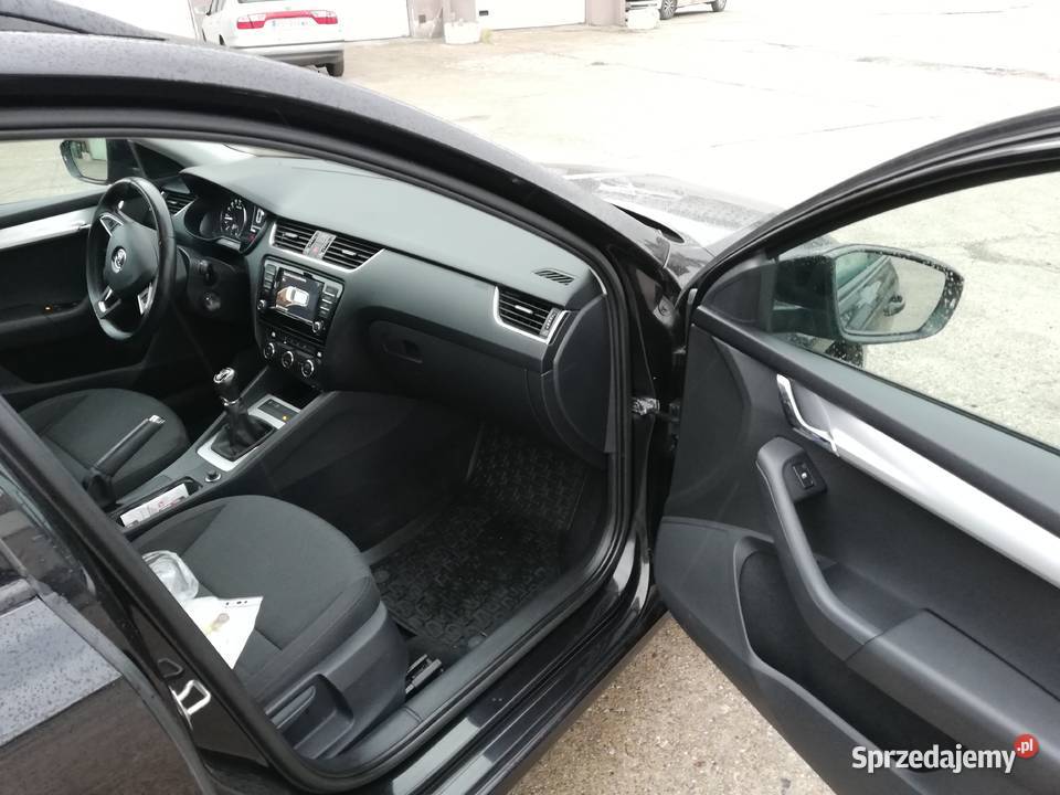 Skoda octavia 2 l TDI ksenon Led salon 2016 centralny zamek Poznań sprzedam