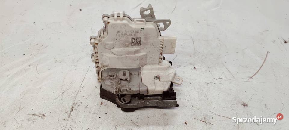ZAMEK DRZWI PRAWY PRZÓD AUDI A4 A5 Q5 8J1837016F Przystajń