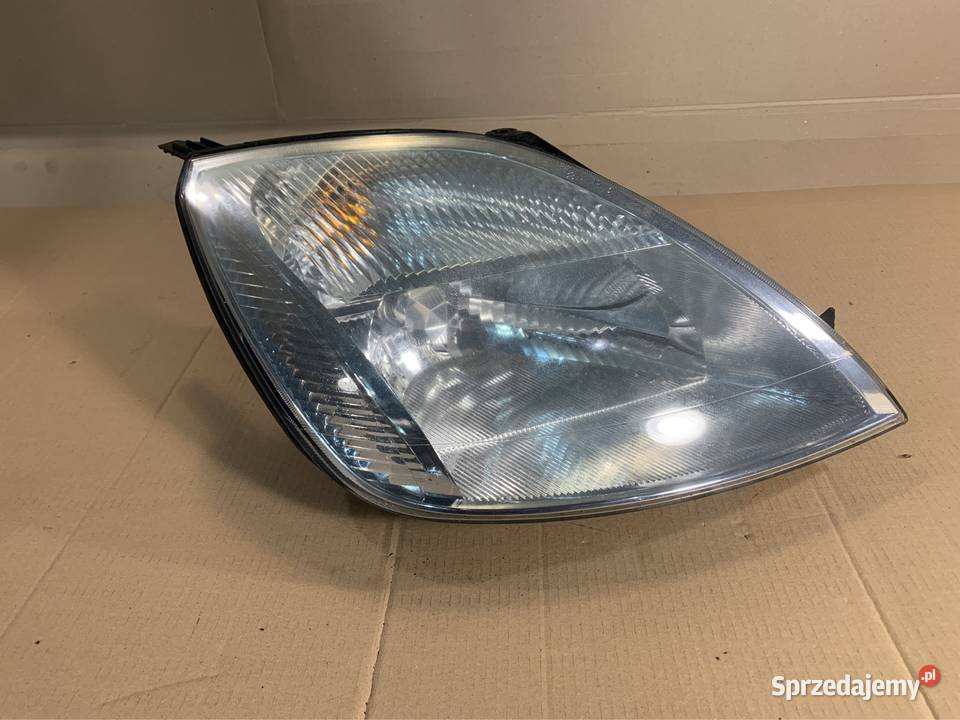 2S6X13W029 lampa reflektor prawy przód Ford Szczecin
