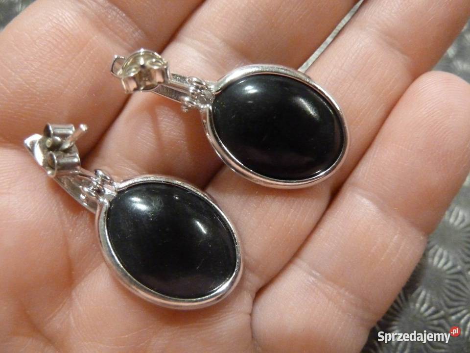 kolczyki srebrne z czarnym oczkiem Radom