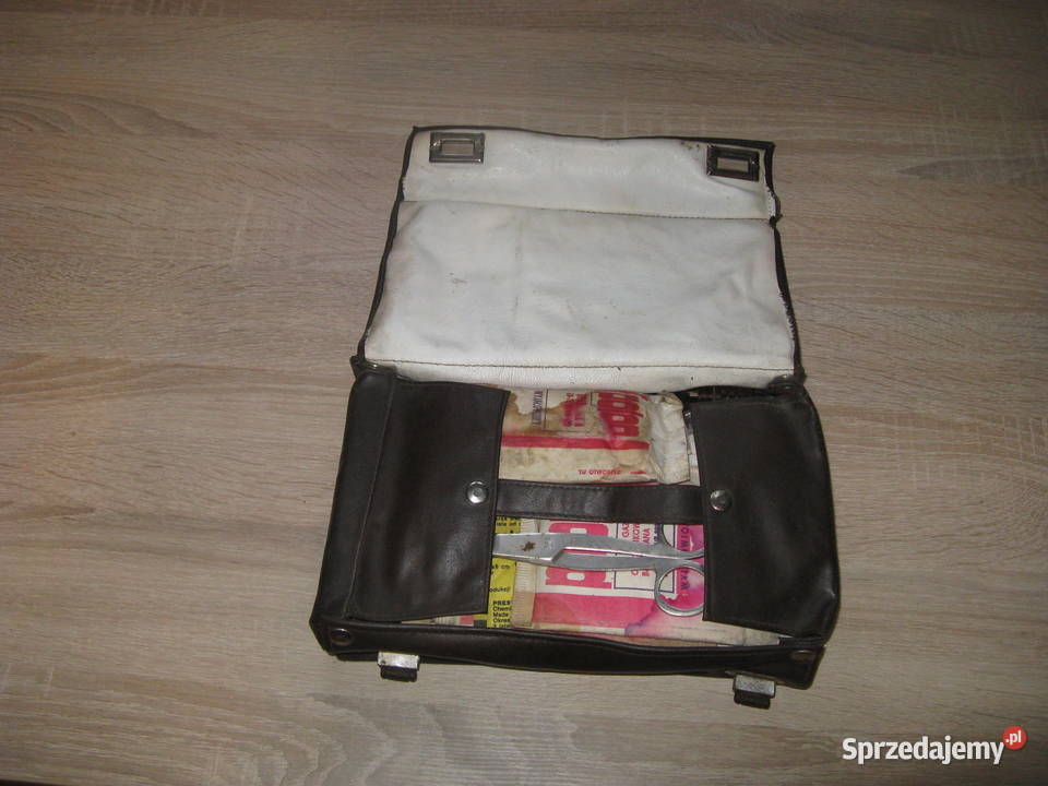 apteczka samochodowa zabytkowa kompletna Ostrołęka sprzedam