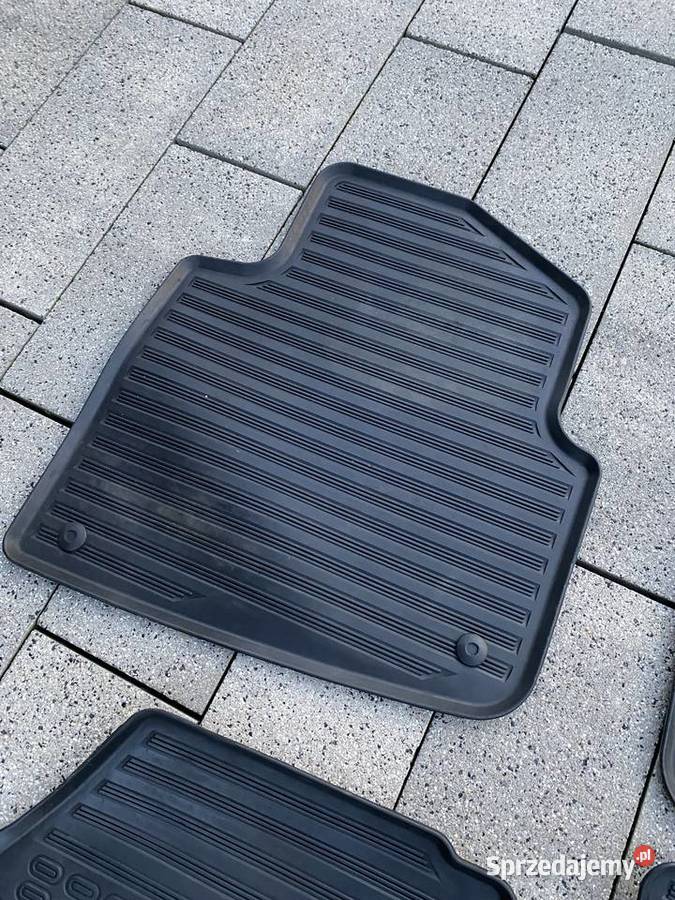 Oryginalne dywaniki gumowe Skoda Roomster 0615 Marki