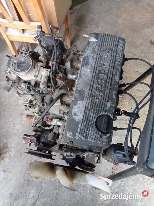 Nissan Terrano 2maverick 24 benzyna Terrano śląskie Zawiercie sprzedam