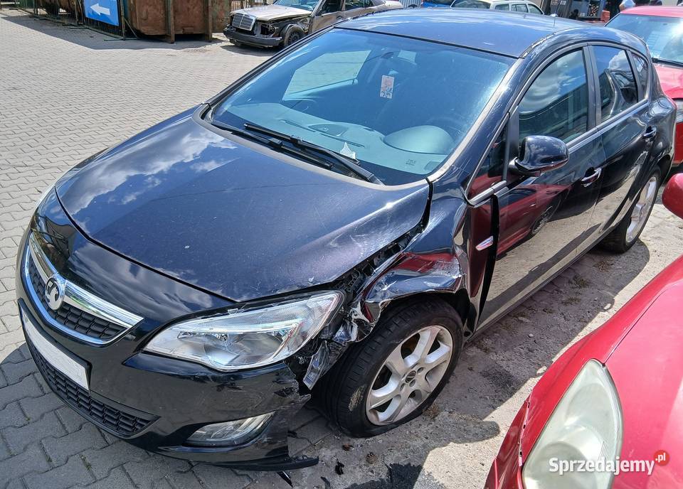 Opel Astra z 2011r 14 benzyna Astra świętokrzyskie Busko-Zdrój