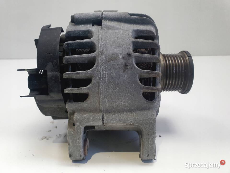 ALTERNATOR Dacia Dokker 12 TCe 231007842R osobowe Układ elektryczny silnika Chełm