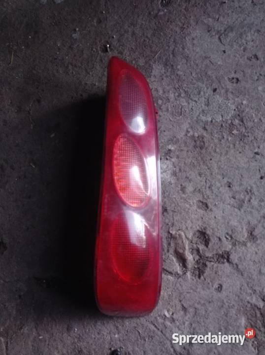 Seicento lampa tylna lewa prawa Łask sprzedam