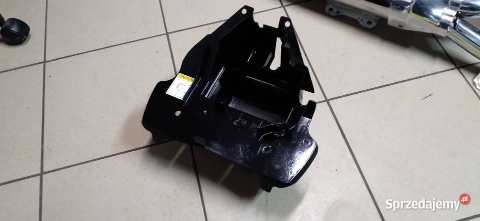 Skrzynka na Akumulator Suzuki Intruder Boulevard