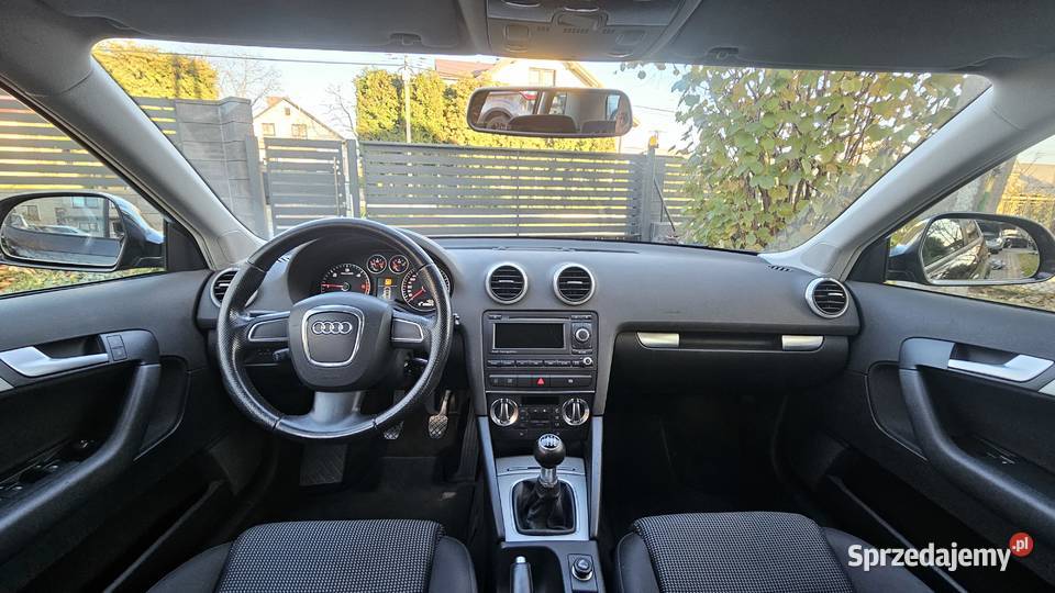 AUDI A3 8P LIFT 20 TDI 140 Szarów