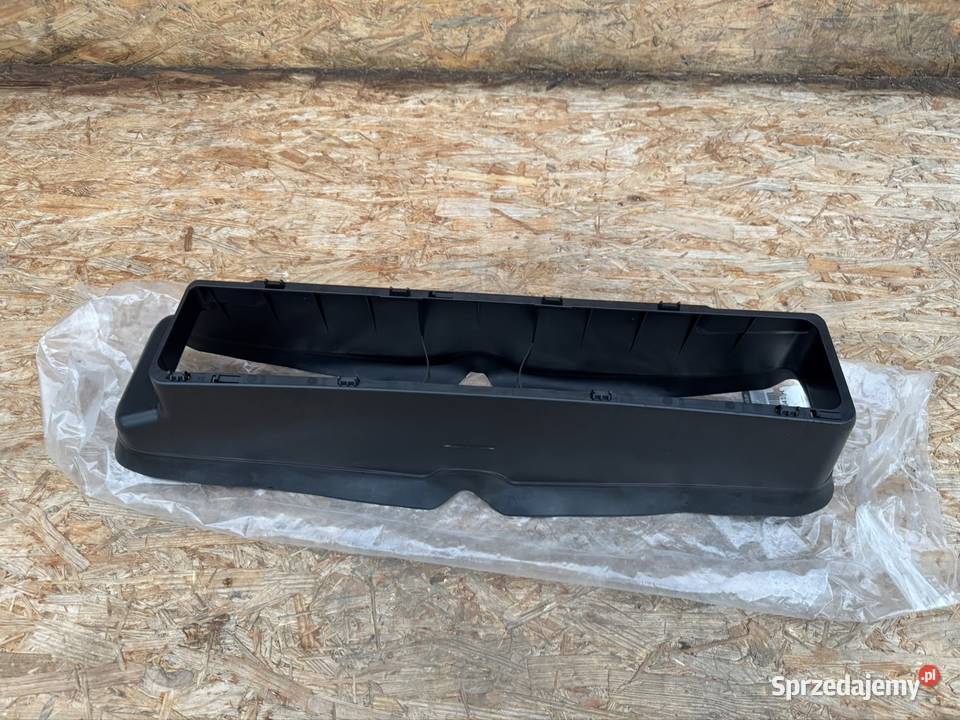 Wlot kanał powietrza przód renault twingo 3 III Sieraków