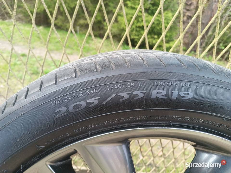 Oryginalne Alufelgi 19 HYUNDAI Grafit Michelin Nowy Sącz