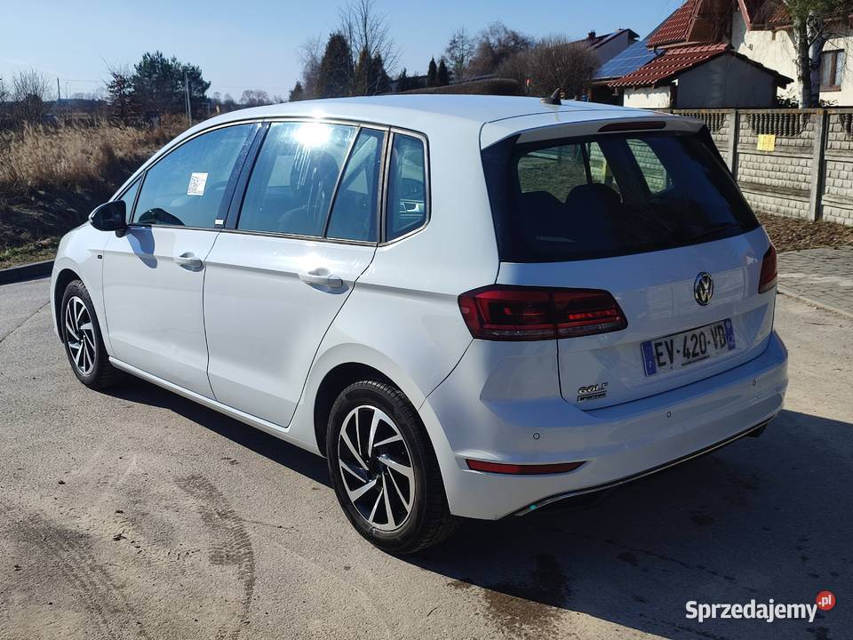 Golf sportsvan 10 B navi kamera 133000 133000km