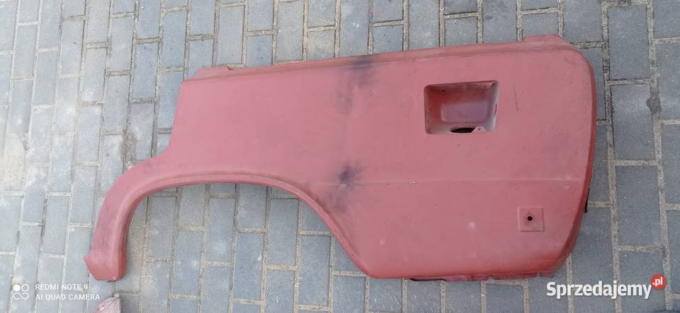 fiat 125p kombi sanitarka błotniki tylne KOMPLET osobowe Olesno