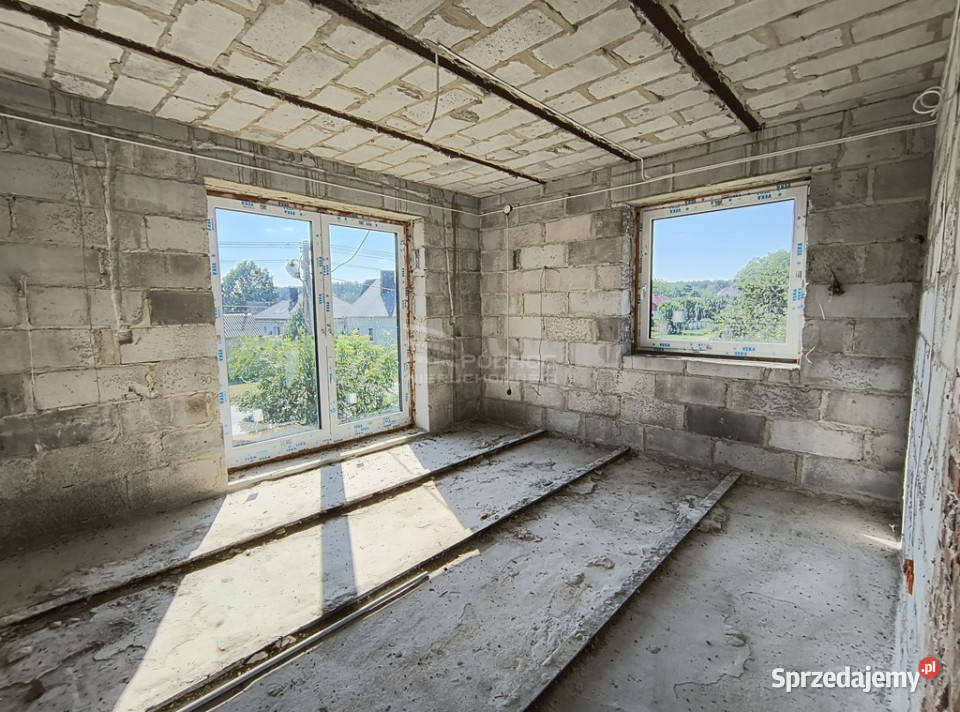 Dom w stanie deweloperskim Szarowola Tomaszów