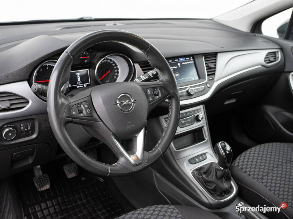 Opel Astra GD8A82612 T Edition 2 stref klima gniazdo USB Pępowo