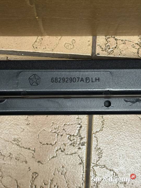 Jeep Wrangler JL lewy próg Słupsk