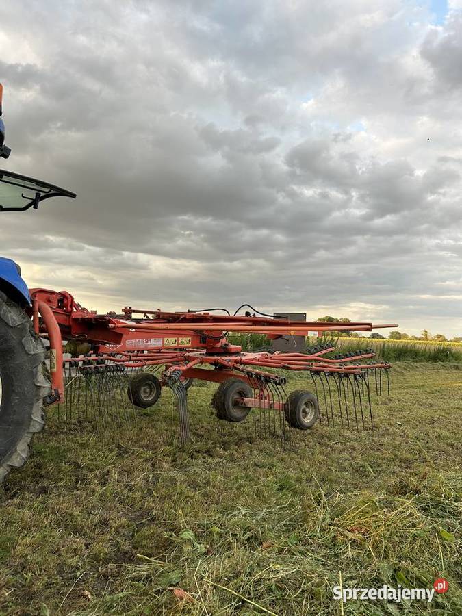 Zgrabiarka Kuhn 4521 nieuszkodzony Pogorzela