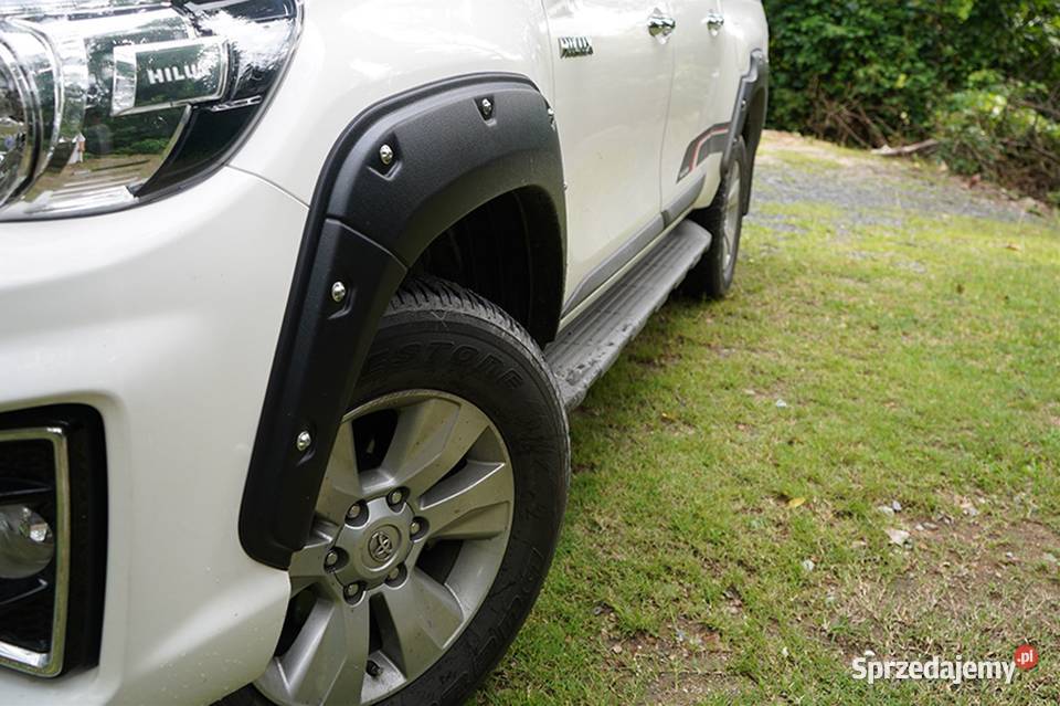 Poszerzenia Nadkola Błotnik Toyota HILUX