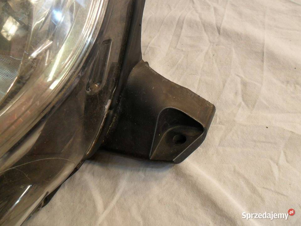 Reflektor Przód strona lewa Citroen C3 B01720135 Nowy Tomyśl