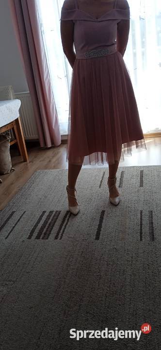Suknia róż Klasyczna Toruń