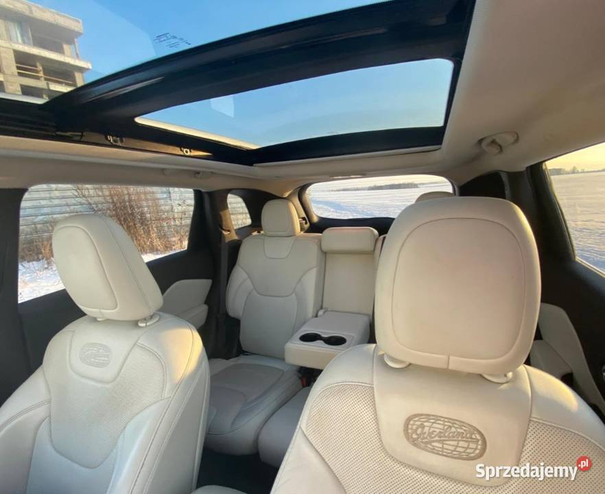 Jeep Cherokee Overland V24 MR14 E6 KL 184 2017 gniazdo AUX Łomża sprzedam