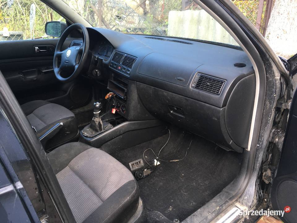 Golf IV Variant kombi LC9Z czarny 19 tdi drzwi pomorskie Nowy Dwór Gdański