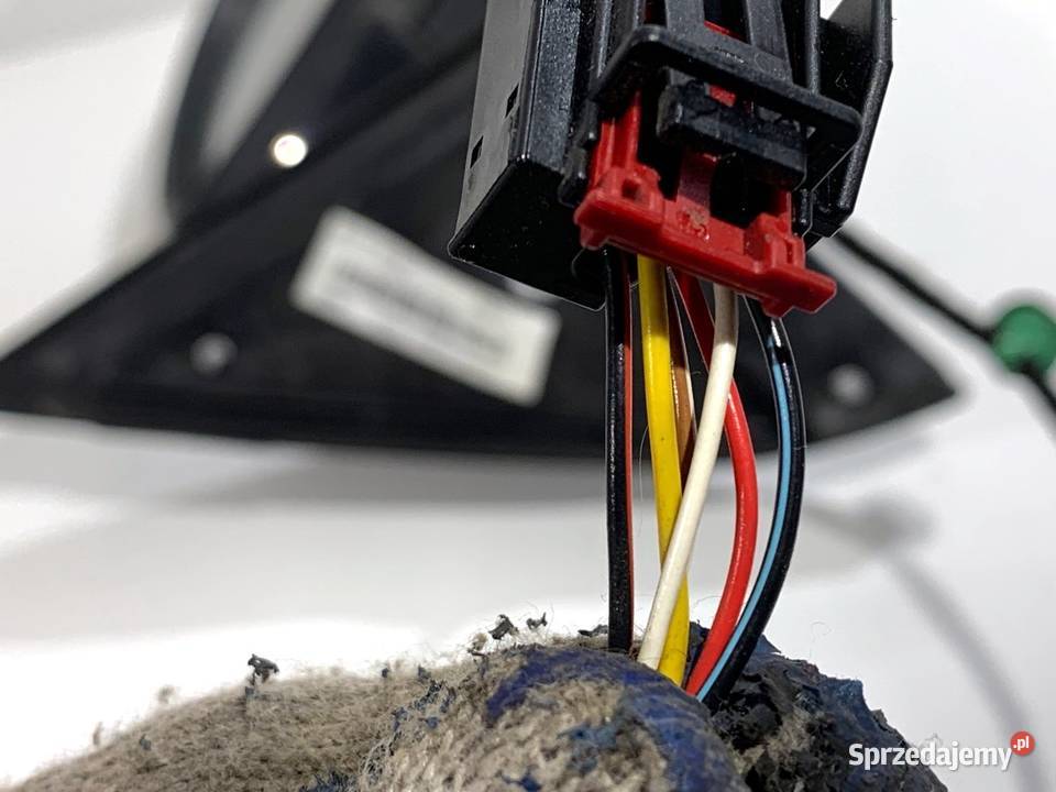 LUSTERKO PRAWY VW TIGUAN SUV 0718 Deep Black sprzedam