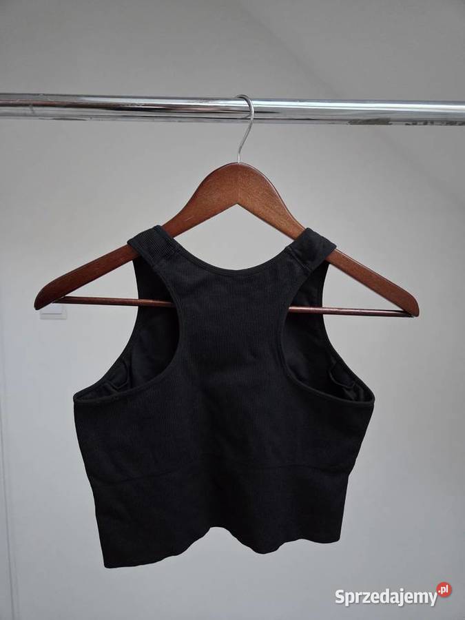 Czarny sportowy top bez rękawów w prążki HM Move Liszki