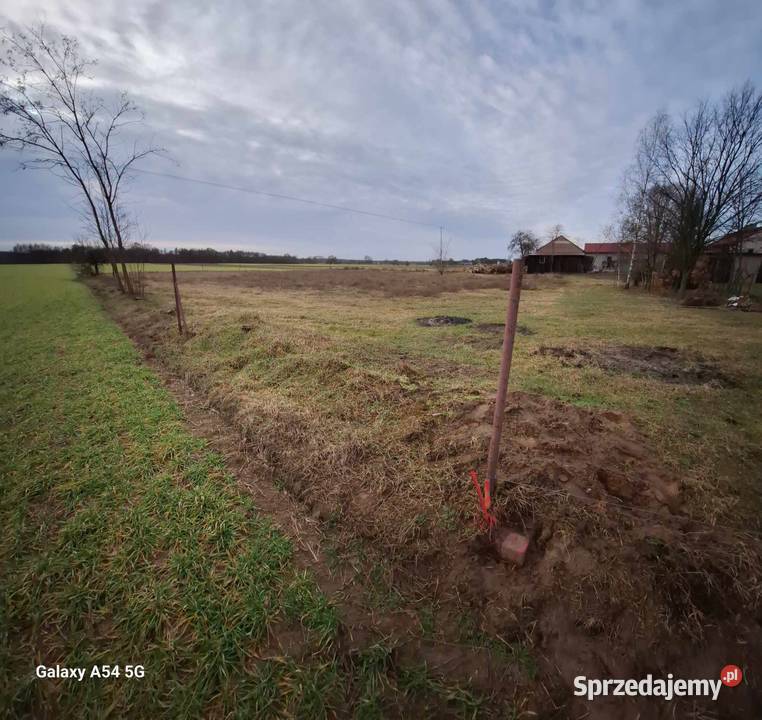 Sprzedam działkę 1000m2 Gostynin
