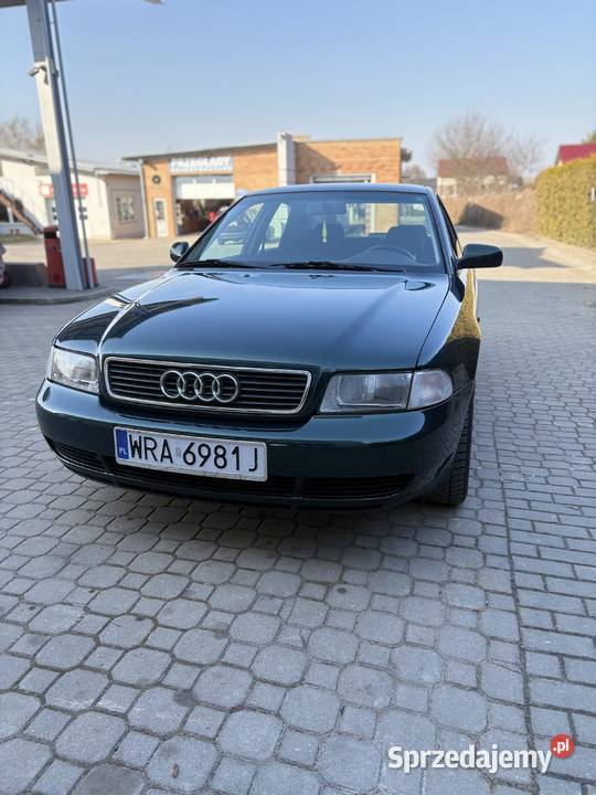 Audi a4 26 v6 manualna