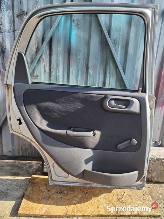 Drzwi Opel Corsa C leweprawe przód tył Chęciny