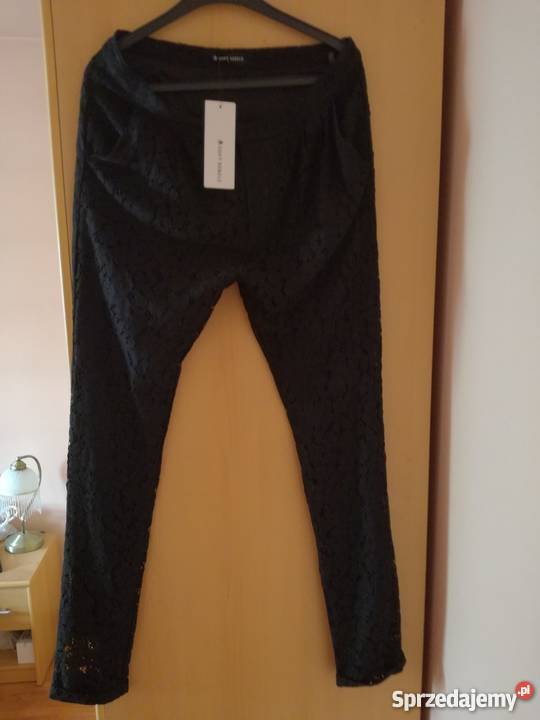 Spodnie rurki koronkowe SOFT REBELS Slim Fit Rozmiar 36(S) Spytkowice sprzedam