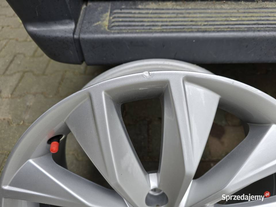 Felgi 5x112 17 SEAT AUDI SKODA VW ET 45 7J aluminiowe Niwki