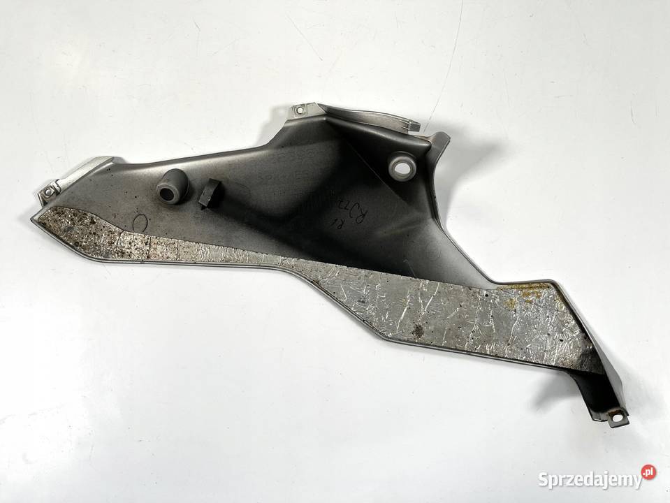 YAMAHA YZFR6 RJ27 1720 Pług Owiewka Osłona dolna Łobżenica