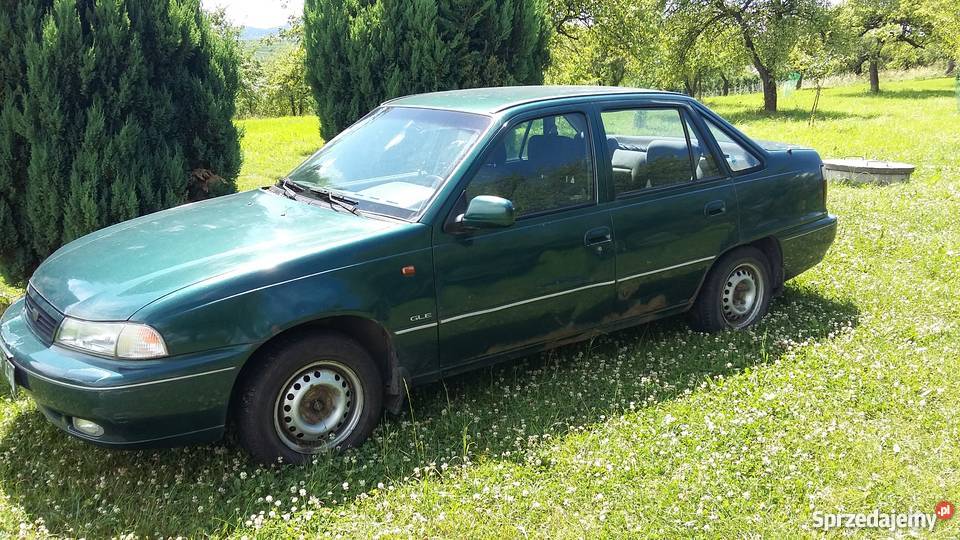 Daewoo Nexia sedan 15 1996 r 170