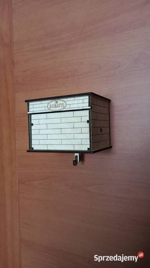 Drewniany Mini Garaż na Klucze do Samochodu Warszawa