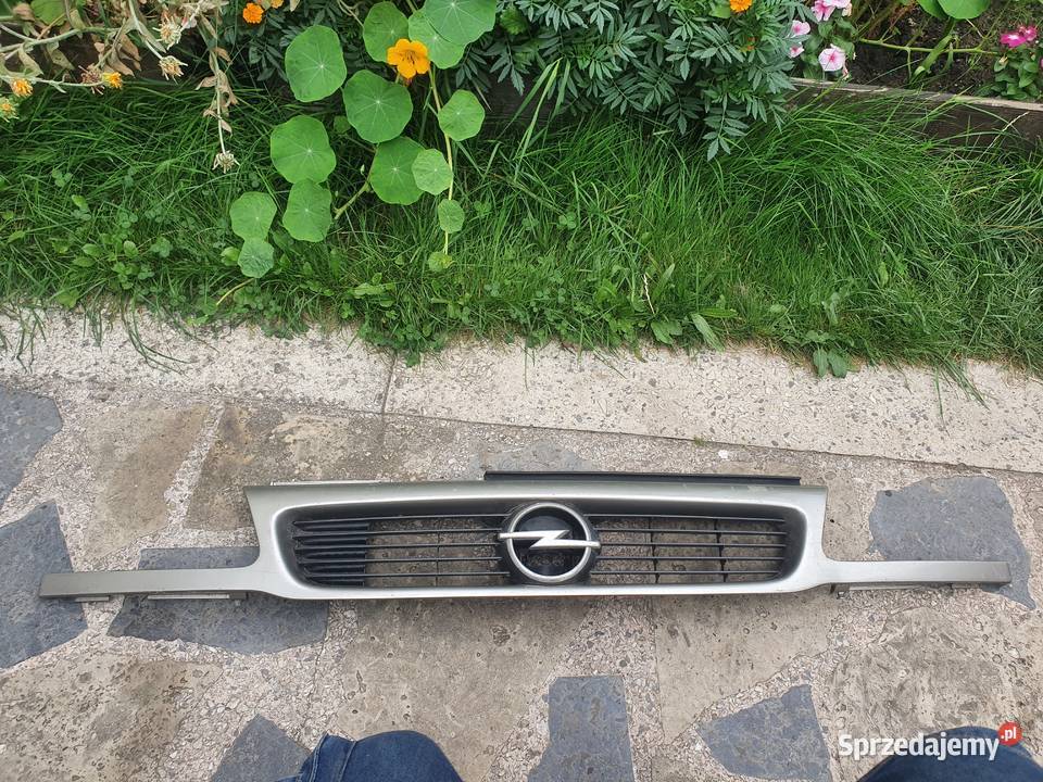 Grill atrapa chłodnicy Opel Astra F I 9502 Kraków