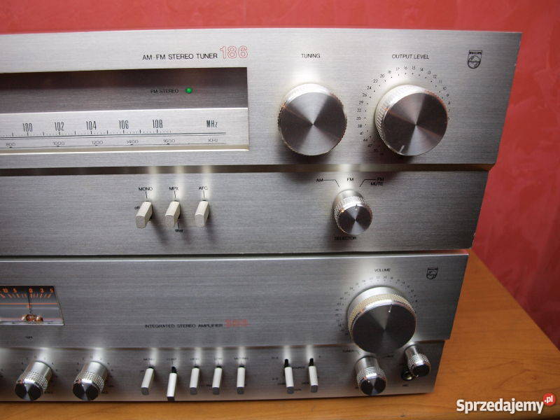 Piękny zestaw wzmacniacz Philips 386 Tuner 186 Wzmacniacze i pokrewne