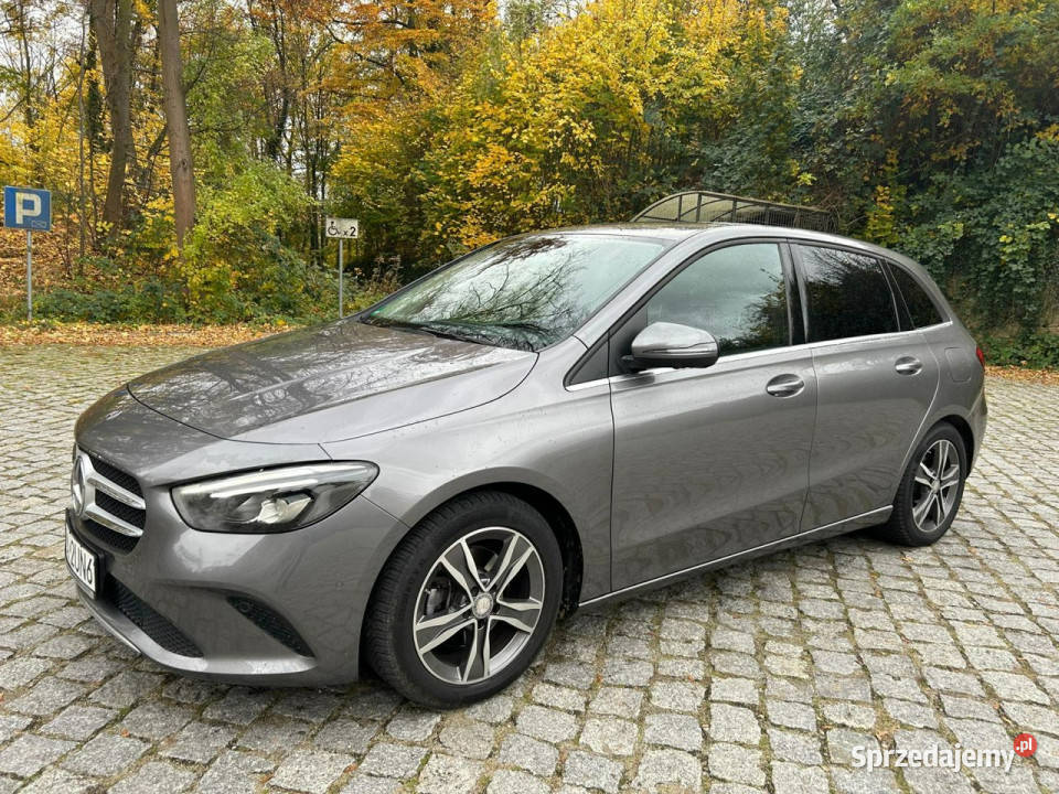 Mercedes B 200 190 Automat Kamera 360 Keyless Rok produkcji 2019 Mercedes-Benz Nysa