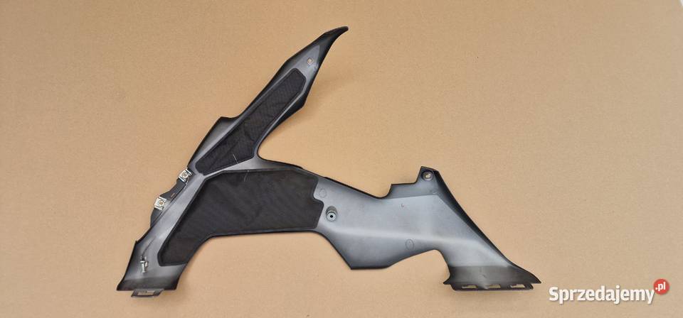 YAMAHA R1 RN12 PŁUG BOCZEK OWIEWKA PRAWA lubuskie Bieleń
